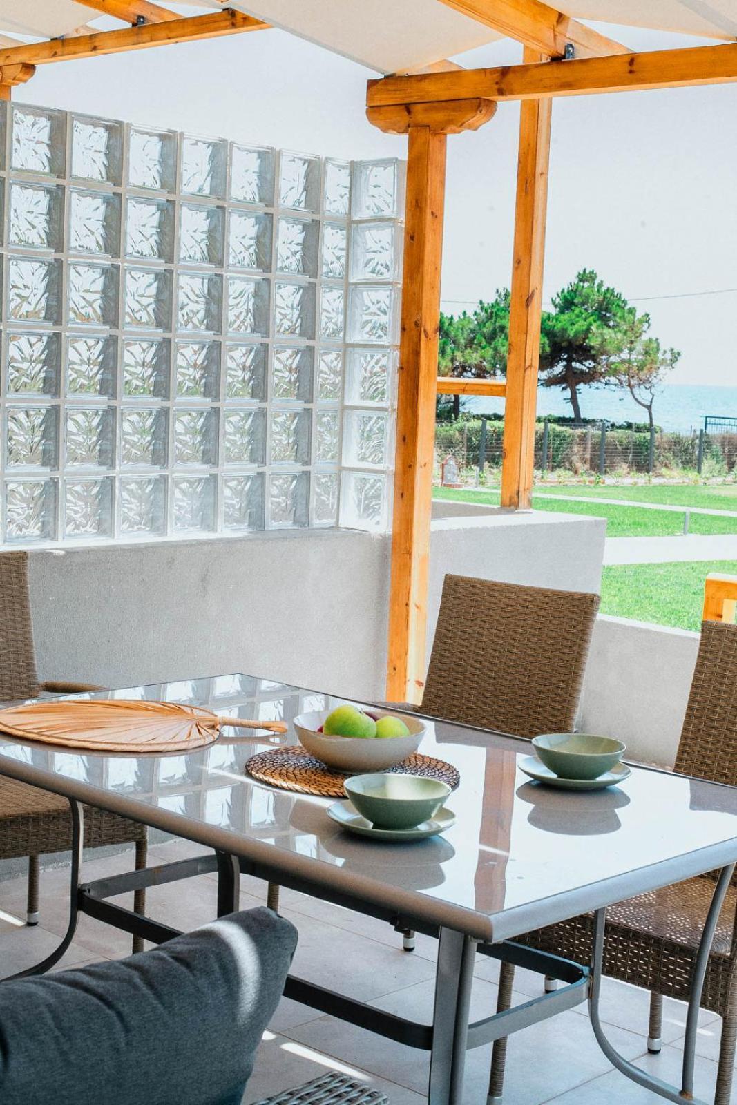 Villa Odyssea Dikella Luaran gambar